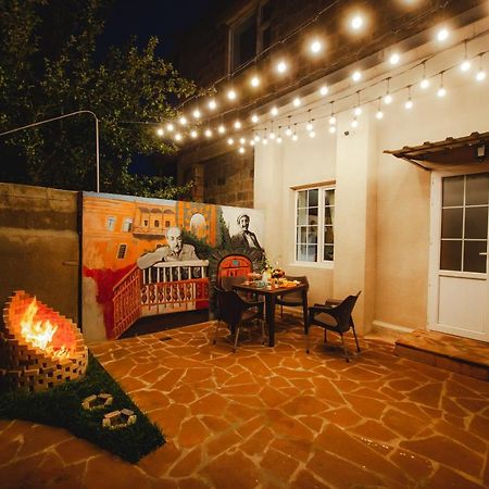 Mkhitaryan Guest House Gyumri Ngoại thất bức ảnh