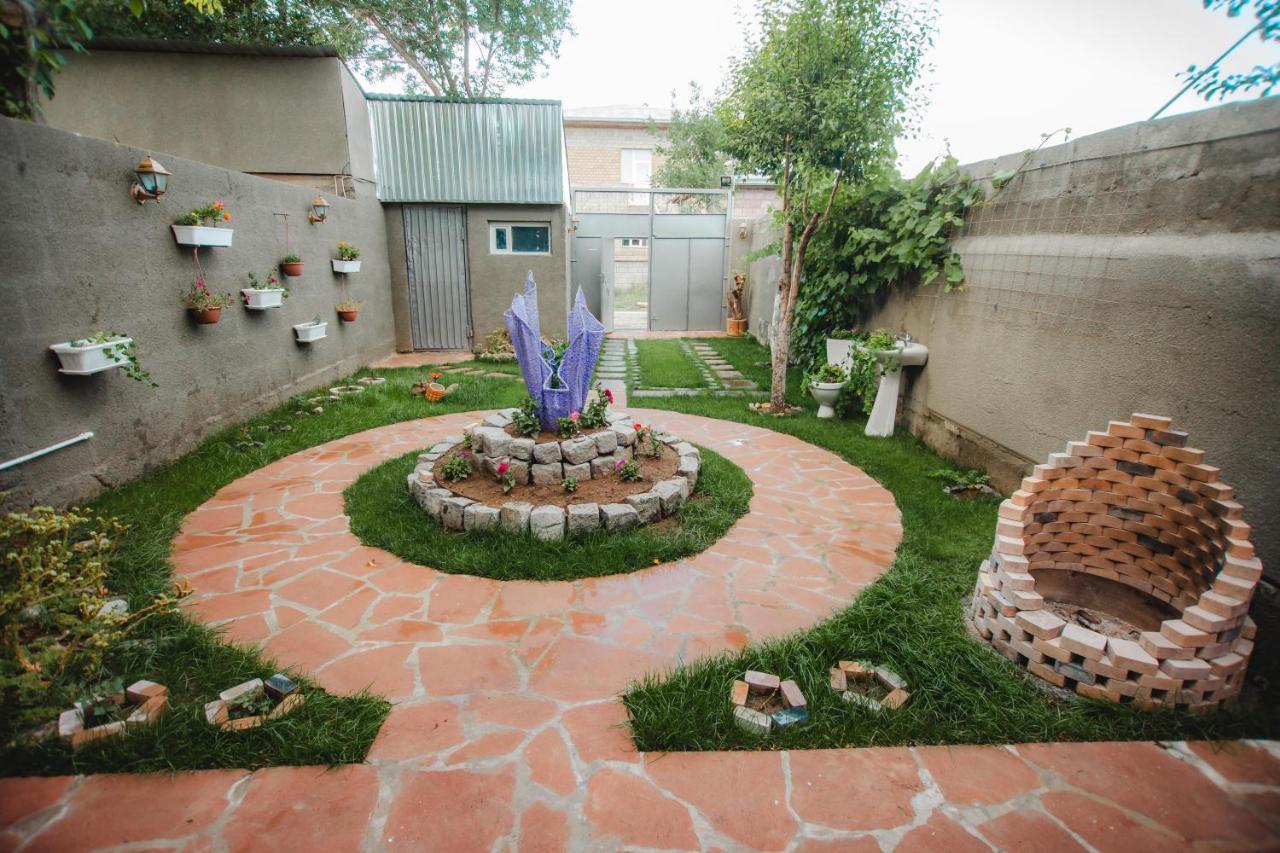 Mkhitaryan Guest House Gyumri Ngoại thất bức ảnh