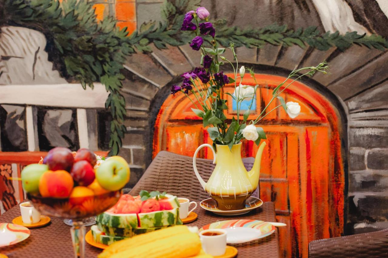 Mkhitaryan Guest House Gyumri Ngoại thất bức ảnh